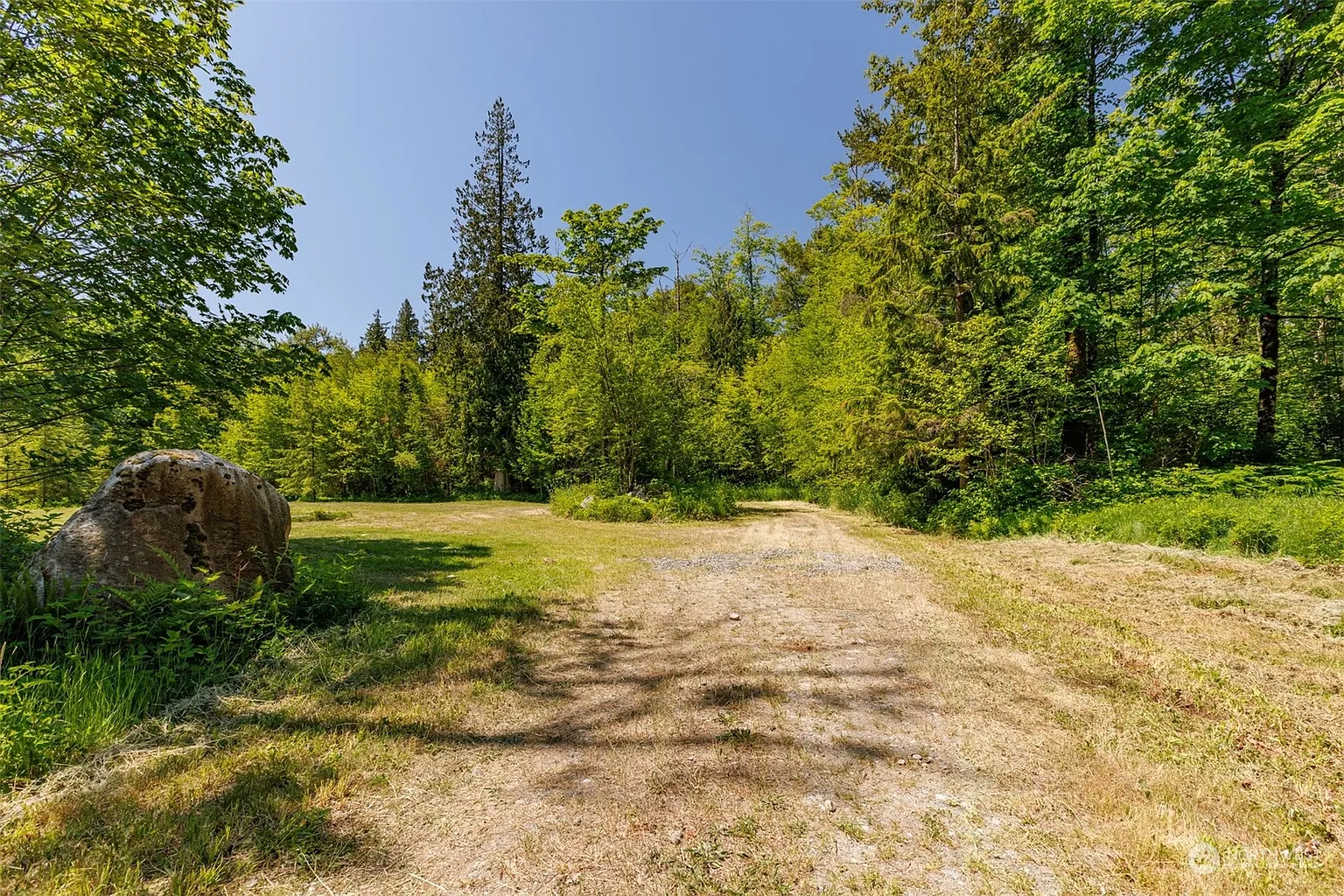9593 Freedom Place photo 1