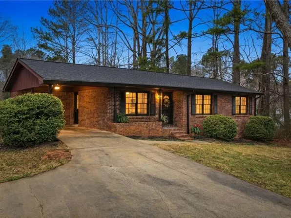 55 William Dr, Dallas, GA 30157