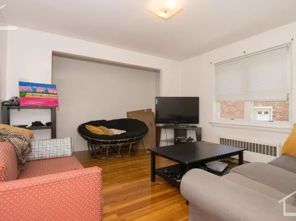 8 Euston St, Brookline, MA