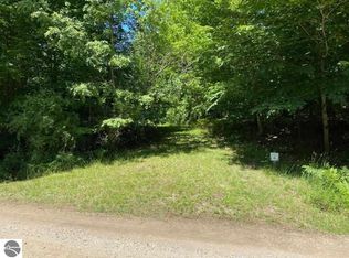 Wildwood Rd, Manistee, MI 49660