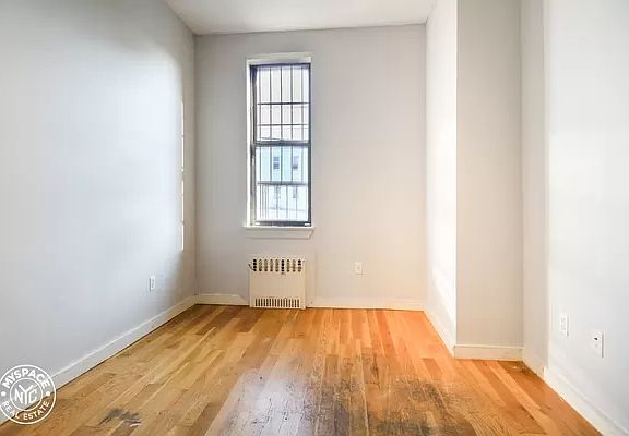 5th image of 90 Wilson Ave #5C