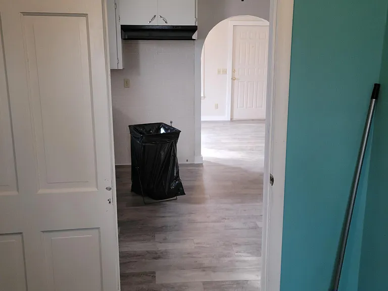 538 E C Ave — Photo 15