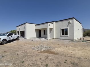 48111 N 7th Ave, New River, AZ 85087