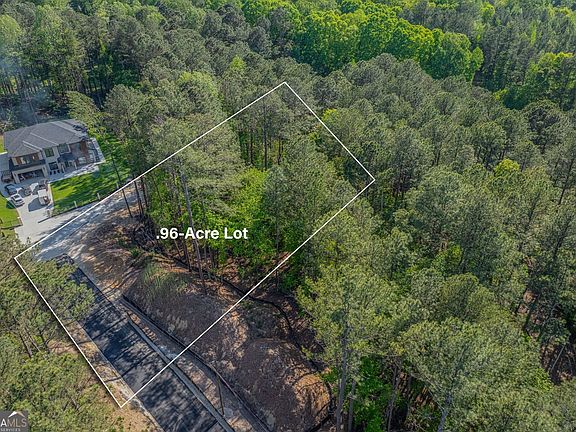 2nd image of 1561 Whitley Rd