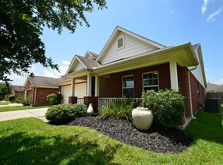 1426 Chandler Park Ln, Fresno, TX 77545