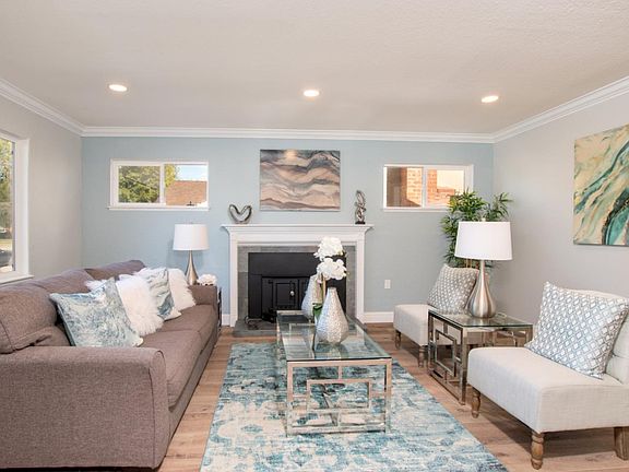 3rd image of 250 Omira Dr