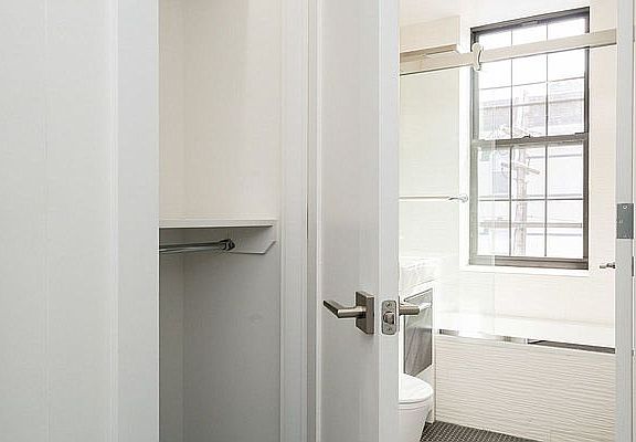 5th image of 60 Saint Nicholas Ave #2L