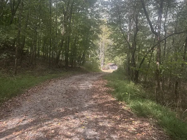 2550 Hurricane Creek Rd, Lawrenceburg, TN 38464