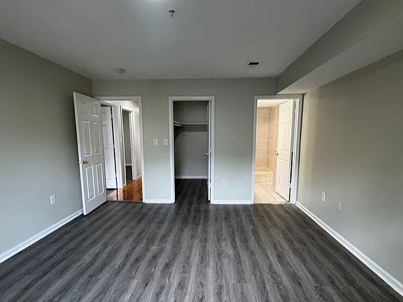 2nd image of 132 Fabyan Pl #2L