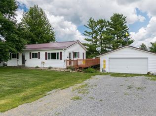 2789 Paris Rd, Central City, IA 52214