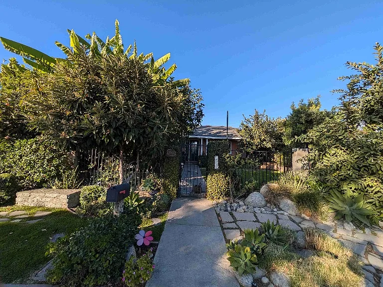 2537 Maynard Dr — Photo 22