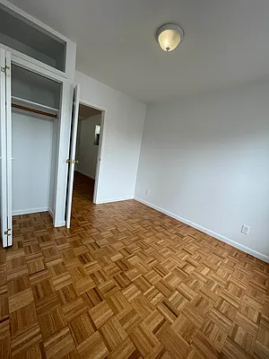 Rented by Glasser Realty LLC | media 12