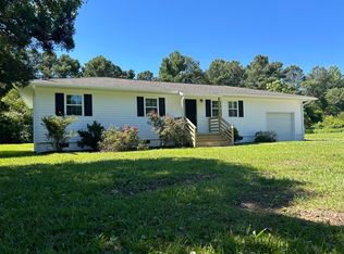 206 Bell Creek Dr, Beaufort, NC 28516