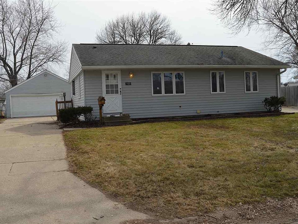 1st image of 1623 Cherry Hills Dr