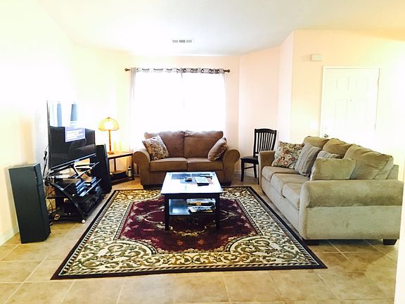 3rd image of 114 Cordova Ln