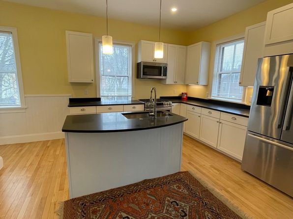 1593 Westminster St #1