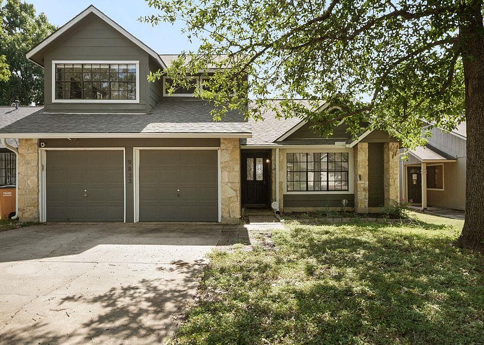 1st image of 9833 Briar Ridge Dr