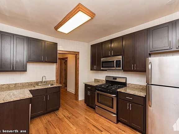 3rd image of 3546 N Bosworth Ave #1612
