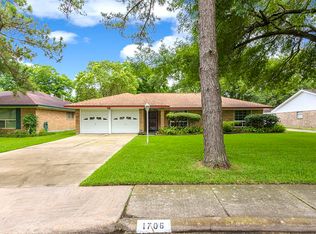 1706 Capstan Rd, Houston, TX 77062