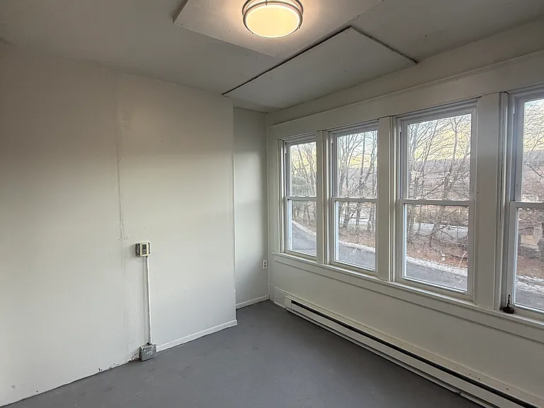 406-408 W Abbott St #1 — Photo 5