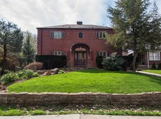 5412 Bartlett St, Pittsburgh, PA 15217