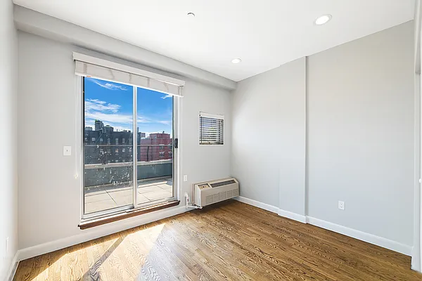 Rented by REAL New York | media 22