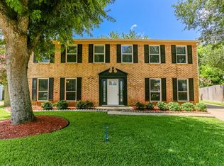 903 Ferndale Ln, Richmond, TX 77406