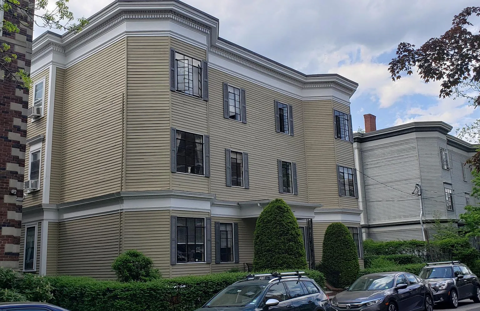 1 bed, 708 sqft, $3,200 — Photo 1