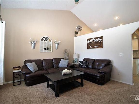 2nd image of 2310 S Stonehedge Dr