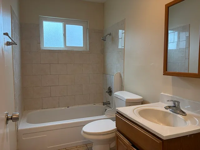 1547 Valle Vista Ave #1547 — Photo 10