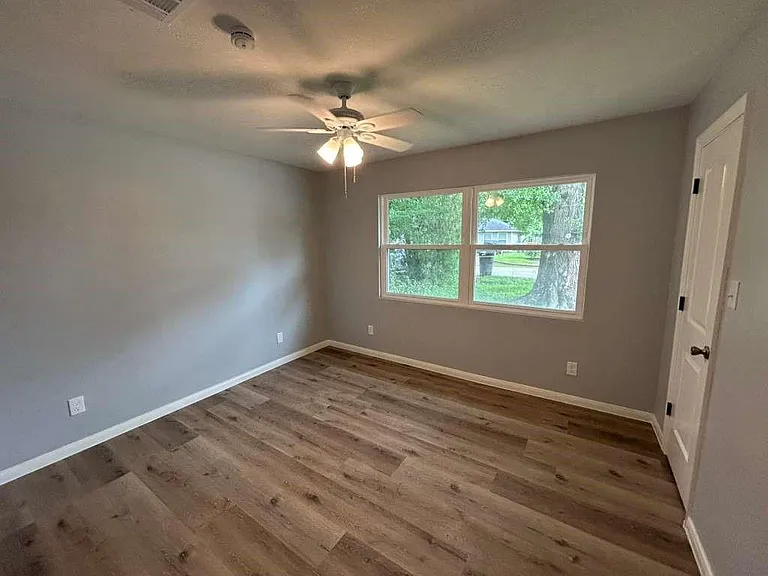 3017 Nita St — Photo 16
