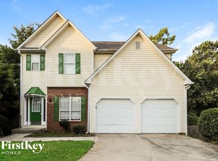7910 W Shore Cir, Riverdale, GA 30296