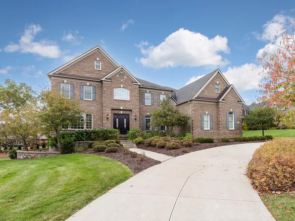 2417 Highland Dr, Ann Arbor, MI 48105