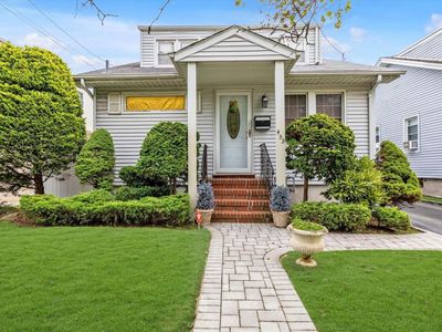 455 Rockaway Parkway, Valley Stream, NY, 11580