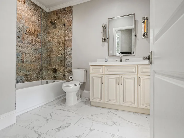 Northgate Forest Dr — Photo 1
