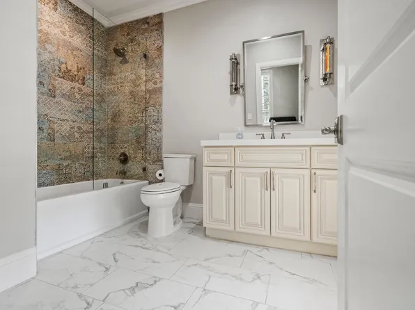 (undisclosed Address), Houston, TX 77068