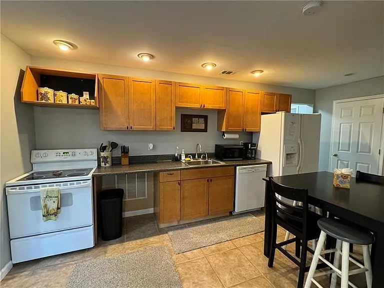 415 Holland Springs Dr #TERRAC — Photo 11