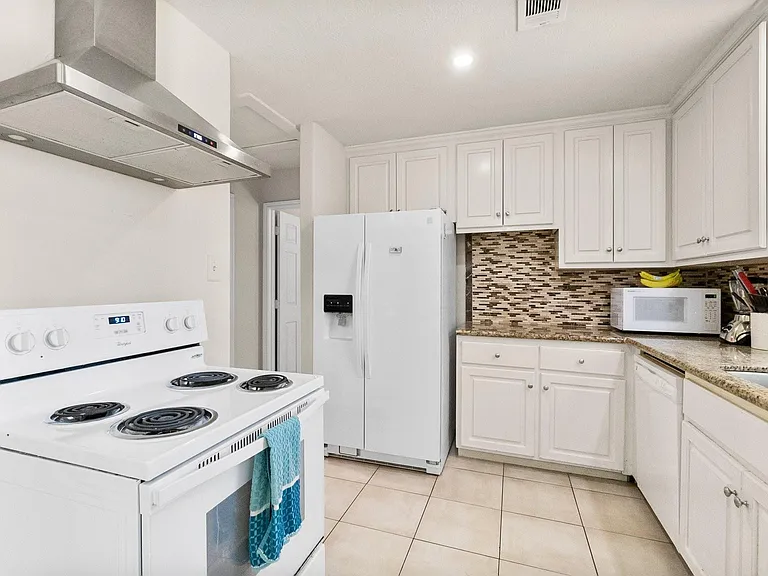 16305 Many Trees Ln — Photo 18