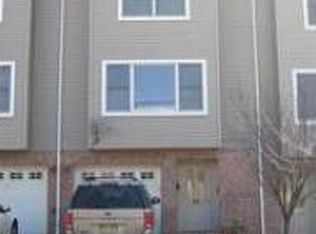 238 5th St, Fairview, NJ 07022