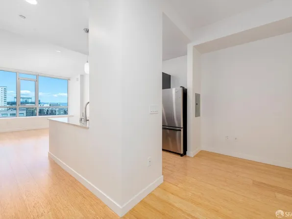 300 Berry St Unit 907, San Francisco, CA 94158