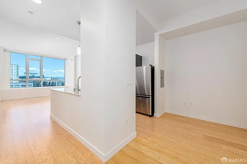 300 Berry St #907 Photo 1 300 Berry St #907 Photo 1