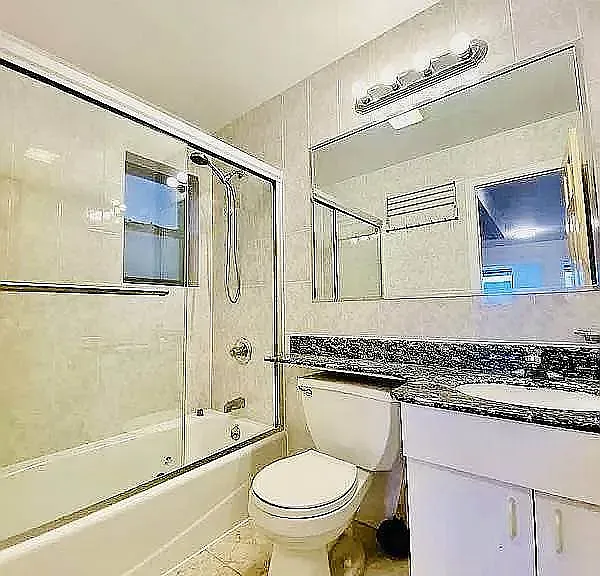 95 Allen St #4C — Photo 6