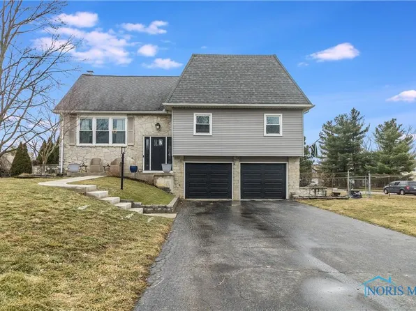 2501 Westmoor Rd, Findlay, OH 45840