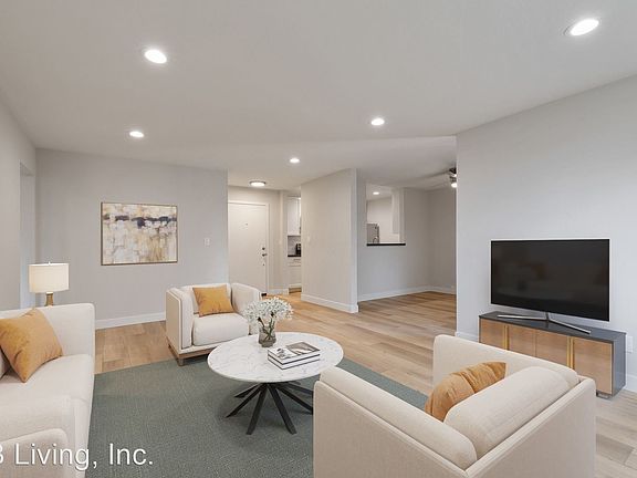 3rd image of 725 Cowper St Unit 22