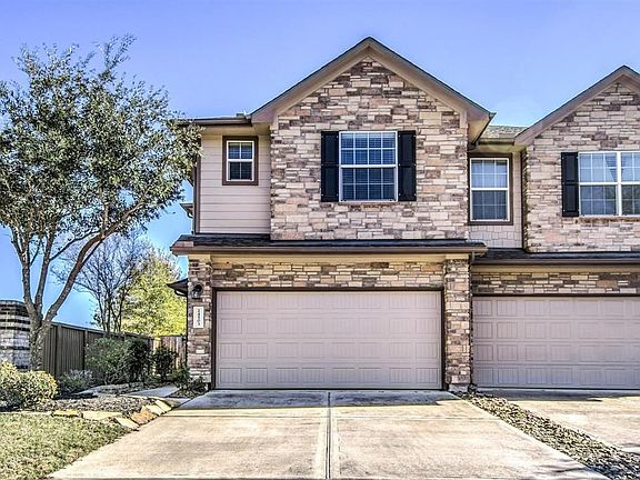 3rd image of 24503 Folkstone Cir