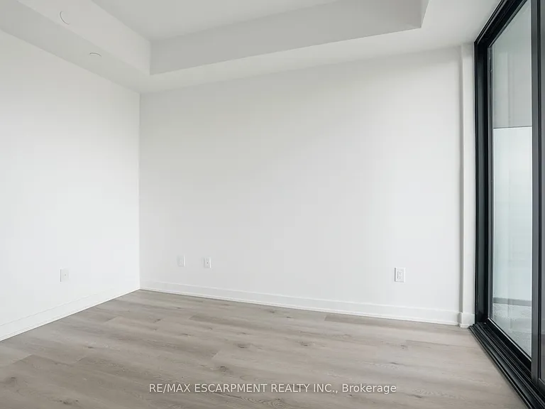 2075 Lakeshore Rd #702 — Photo 11