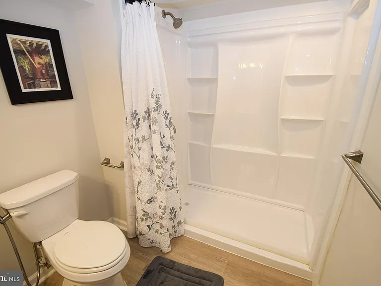 1629 Searles Rd — Photo 17