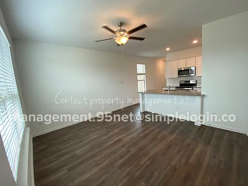 1022 Rosewood St Photo 1
