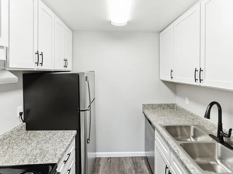 Country Meadows Apartments — Photo 88