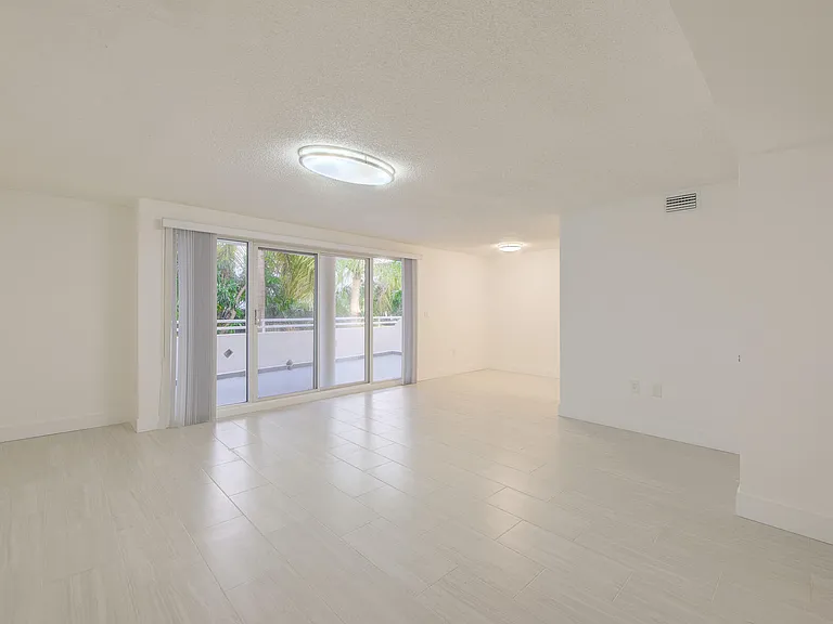 2100 Brickell Ave #404 — Photo 6